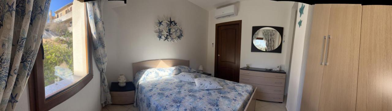 Appartamento Bluewater La Maddalena  Buitenkant foto
